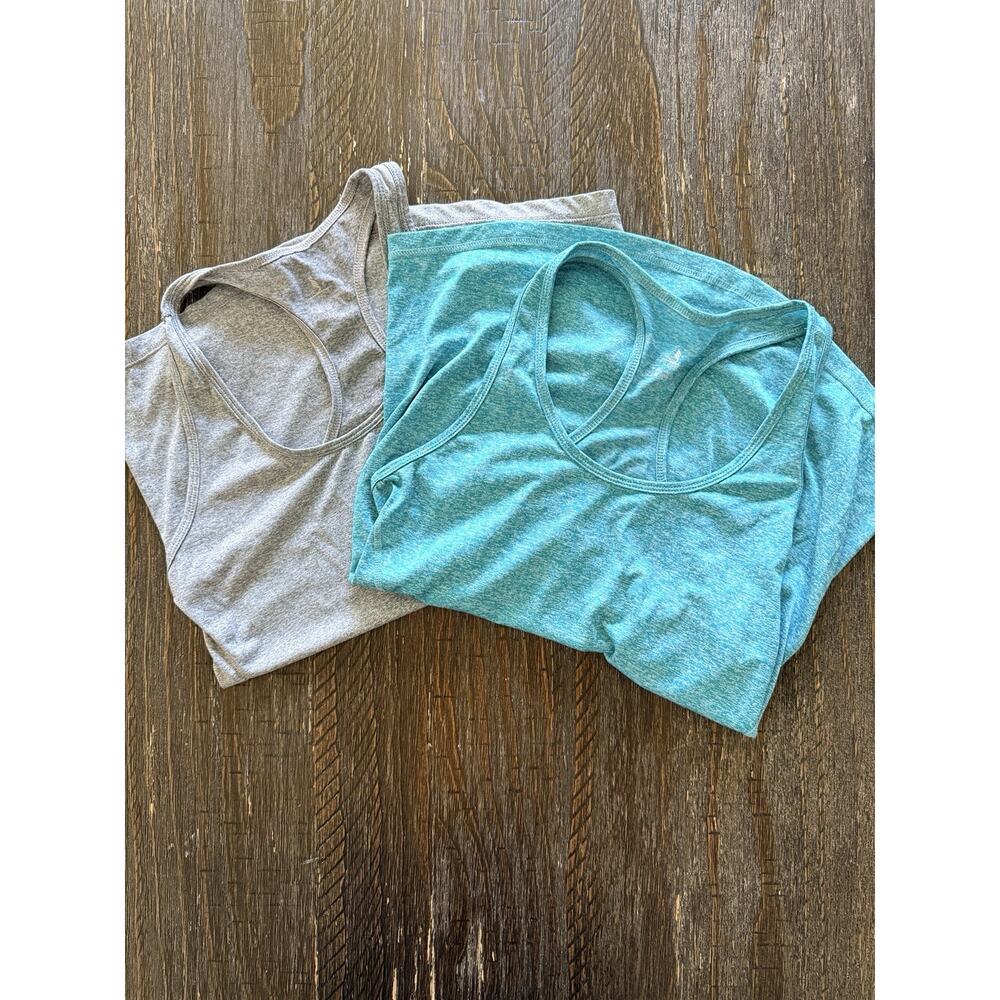 Lot of 2 Quick Dry Women’s Tanks 1 Gray/ 1 Cyan Racerback Athletics Icy Zone